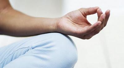 (363)  YOGA:  LA  OTRA  CARA  DE  UN  NEGOCIO  MILLONARIO