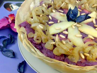 Roseta de lombarda y cebolla confitada