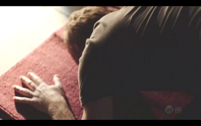 8 ESCENAS; SERIES DE TELEVISIÓN (III)