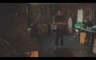 8 ESCENAS; SERIES DE TELEVISIÓN (III)