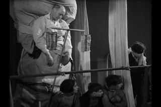 CINEFÓRUM DE SOBREMESA (porque el cine nos alimenta...)Hoy: Cero en Conducta, (Jean Vigo, 1933)