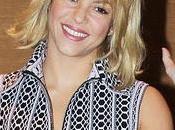 Shakira nombrada Caballero Artes Letras Francia