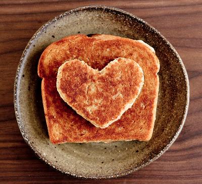 TOSTADA PARA SAN VALENTÍN tostada corazon