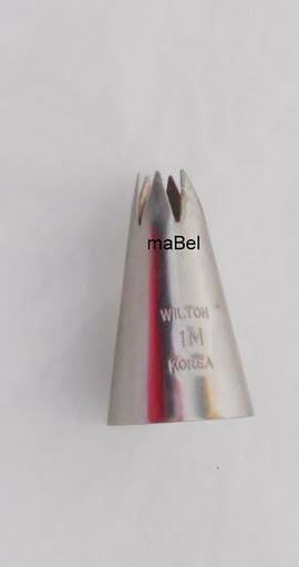 Decorar una tarta con rosas Decorar una tarta con rosas