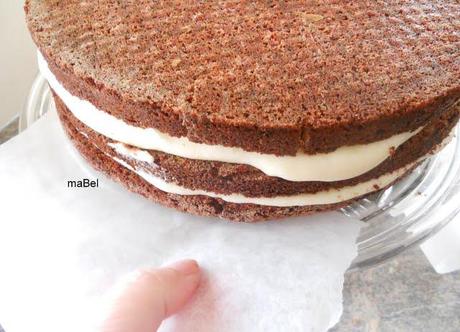 Decorar una tarta con rosas Decorar una tarta con rosas