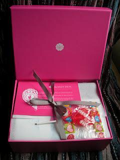 GLOSSYBOX de San Valentín - Enero 2012