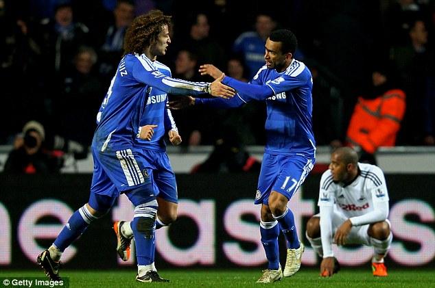 El Chelsea se libra de la derrota en el descuento