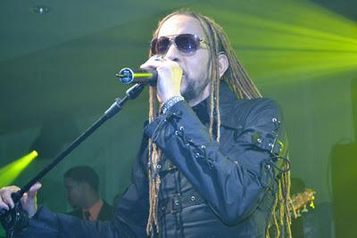 DOS ESTRELLAS Y UN CORAZÓN...