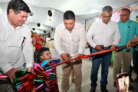 Arranca la Feria Nacional de la Huasteca Potosina 2024 con la actuación de Edén Muñoz