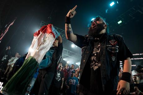 b235de68-a79b-e304-400a-f48a4207371d