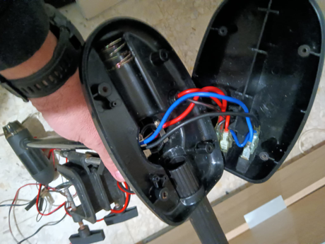 Trucos sencillos para reparar un motor fueraborda eléctrico Sevylor