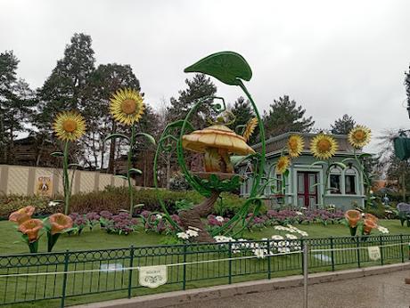 PAISAJISMO EN DISNEYLAND PARIS