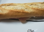 Bocadillo jamón ibérico queso cabra