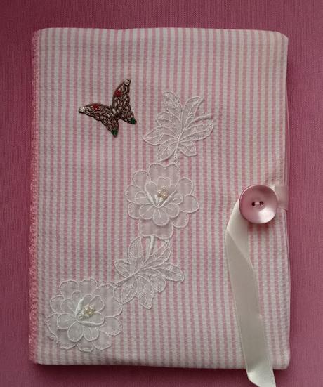 UN POQUITO DE ESTO... Y UN POQUITO DE AQUELLO... UN POQUITO DE ESTO... Y UN POQUITO DE AQUELLO...