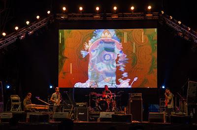 Amarillo, Cian y Magenta - Nómadas (2008) Amarillo, Cian y Magenta - Nómadas (2008)