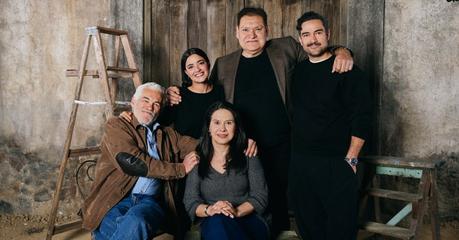 Amenazan con desalojar a vendedores de periódicos y revistas para poder grabar serie de Netflix