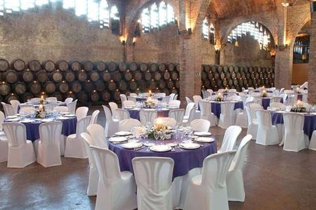 Mobiliario para catering y eventos, con DESKandSIT