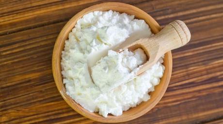Sopa de chuño molido Chips de kale al horno
