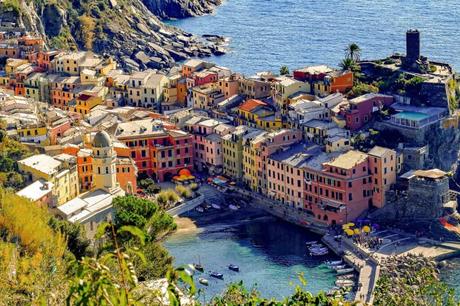 Explora la Magia de Descubre Cinque Terre en Italia