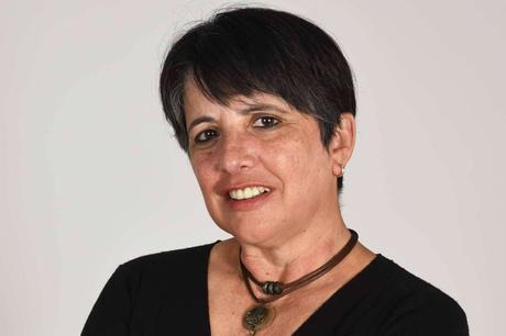 Teneca presenta su nuevo libro, ‘La del claro de luna. Tintziri’ Teneca presenta su nuevo libro, ‘La del claro de luna. Tintziri’