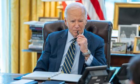 Biden, entre el lapsus constante y el progresismo radical