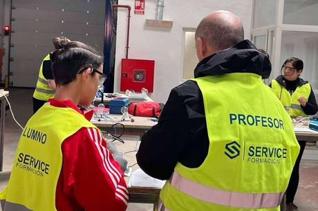 Excelencia educativa en los programas formativos de Servicedoor Formación