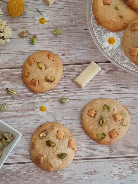 Cookies de chocolate blanco y pistachos Cookies de chocolate blanco y pistachos