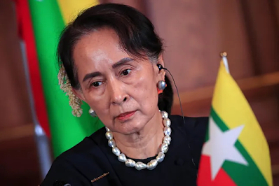 Aung San Suu Kyi, ex líder de Myanmar, trasladada a arresto domiciliario.FRANCK ROBICHON | POOL | EFE