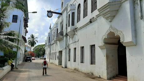 ZANZÍBAR : EN LA CIUDAD DE PIEDRA ZANZÍBAR : EN LA CIUDAD DE PIEDRA