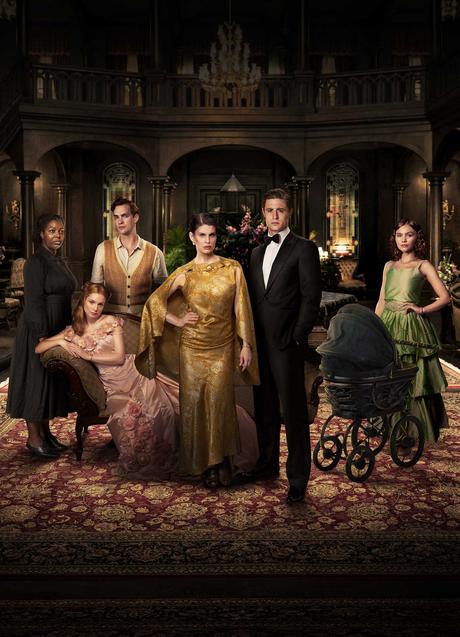 02 Flores en el Ático El Origen- Madre