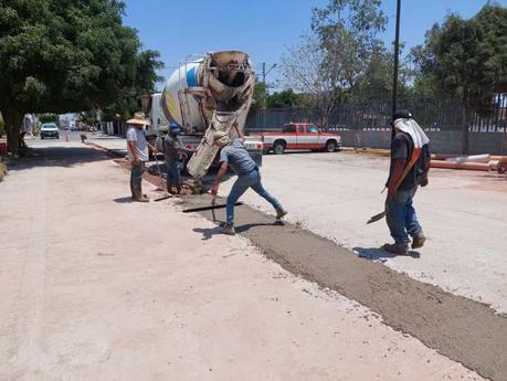 Reparaciones de infraestructura causan cierres parciales en calles de San Luis Potosí