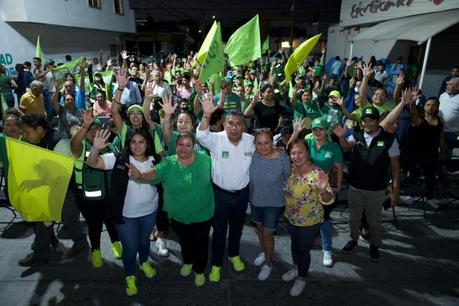 Juan Manuel Navarro lanza propuestas de desarrollo en su arranque de campaña en Soledad