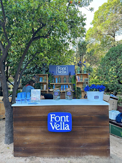 FON VELLA VISTE DE AZUL BARCELONA POR SANT JORDI