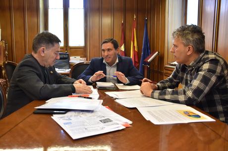 Diputación de Cuenca y regantes del Alto Júcar colaborarán para mantener las concesiones de agua de los agricultores