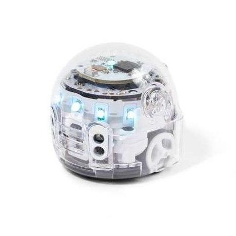 Juguetes para celebrar el Día de las Niñas en las TIC