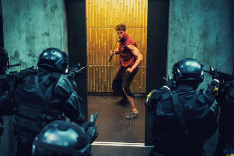 Se estrena Contra todos protagonizada por Bill Skarsgård 0AJJMtA