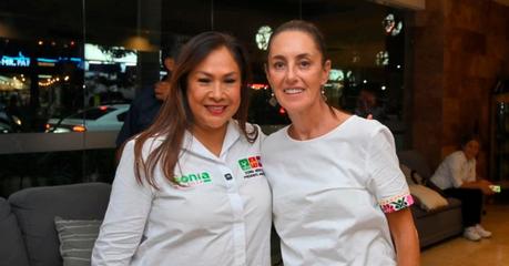 Claudia Sheinbaum asegura victoria en San Luis Potosí acompañada de candidatas locales