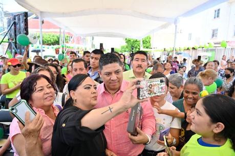 Renovación de la avenida Coral: Comerciantes y residentes celebran mejoras en Jardines del Sur