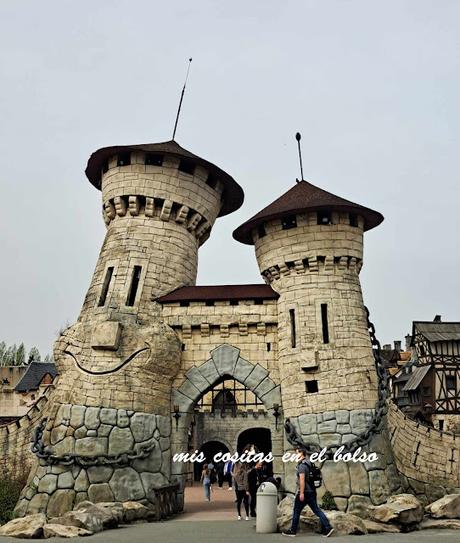 Diversión Asegurada en el Parque Asterix Diversión Asegurada en el Parque Asterix