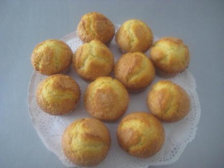 MAGDALENAS DE NARANJA MAGDALENAS DE NARANJA