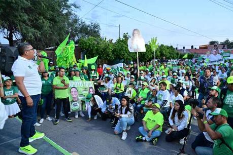 Juan Manuel Navarro y Ruth González: Una colaboración prometedora para el futuro de Soledad