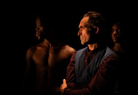 GAM: Marcelo Alonso busca rescatar al hijo de Mistral del infierno yin03