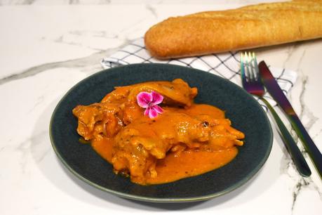 Pies de cerdo en salsa Pies de cerdo en salsa