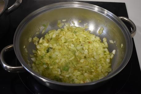 Pies de cerdo en salsa Pies de cerdo en salsa