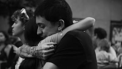 La indiferencia de los tiranizados duele como la crueldad de los tiranos