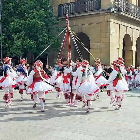 DÍA INTERNACIONAL DE LA DANZA
