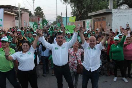 Juan Manuel Navarro se compromete a potenciar programas juveniles en Soledad de Graciano Sánchez
