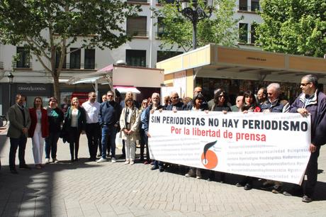 El alcalde de Albacete traslada el apoyo del Ayuntamiento a los periodistas en el Día de la Libertad de Prensa