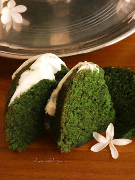 Bundt Cake Green Velvet