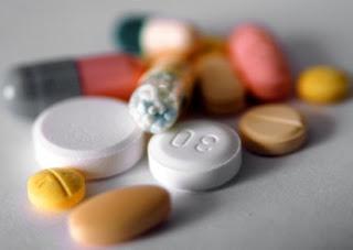 COMO PREVENIR Y COMBATIR LAS GRIPES Y LOS RESFRIADOS